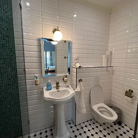 Apartment Hubane Ja Ruumikas Saunaga Korter Kesklinnas