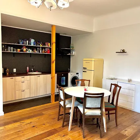 Hubane Ja Ruumikas Saunaga Korter Kesklinnas Apartment Pärnu