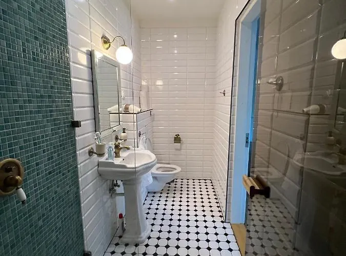 Apartment Hubane Ja Ruumikas Saunaga Korter Kesklinnas *