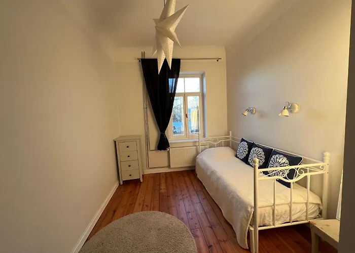 Hubane Ja Ruumikas Saunaga Korter Kesklinnas Apartment *