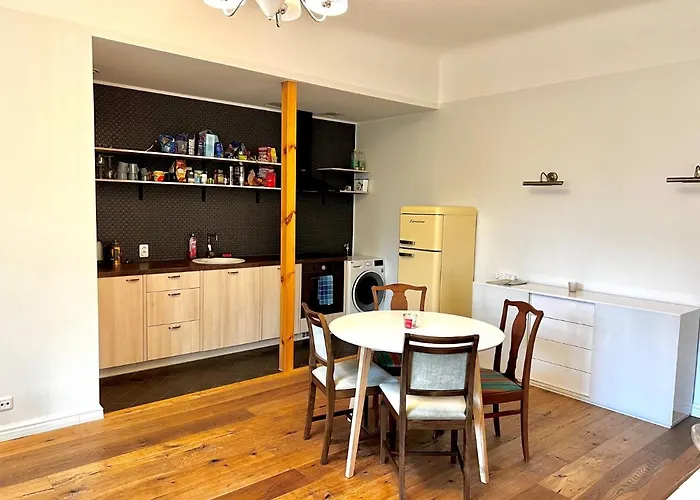 Hubane Ja Ruumikas Saunaga Korter Kesklinnas Apartment Parnu