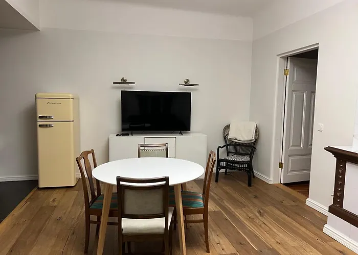 Hubane Ja Ruumikas Saunaga Korter Kesklinnas Apartment *